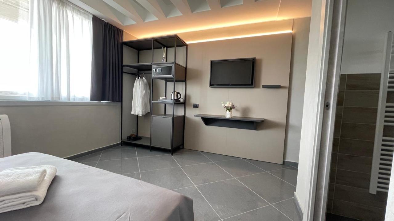 Tranquillo Uptown Lecce Hotel Екстериор снимка