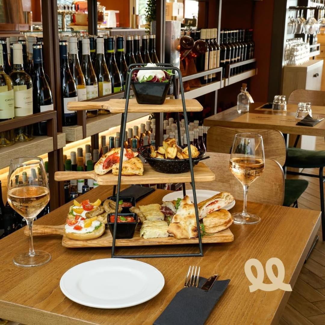 Tranquillo Uptown Lecce Hotel Екстериор снимка